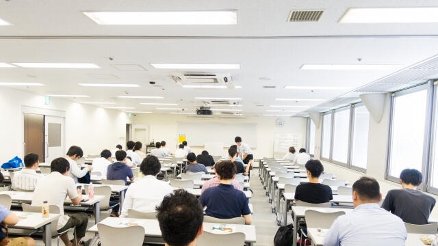 試験会場